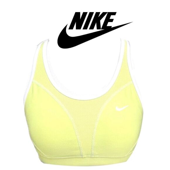 🍍3/$15🍍 Nike Padded Sports Bra - Picture 1 of 8